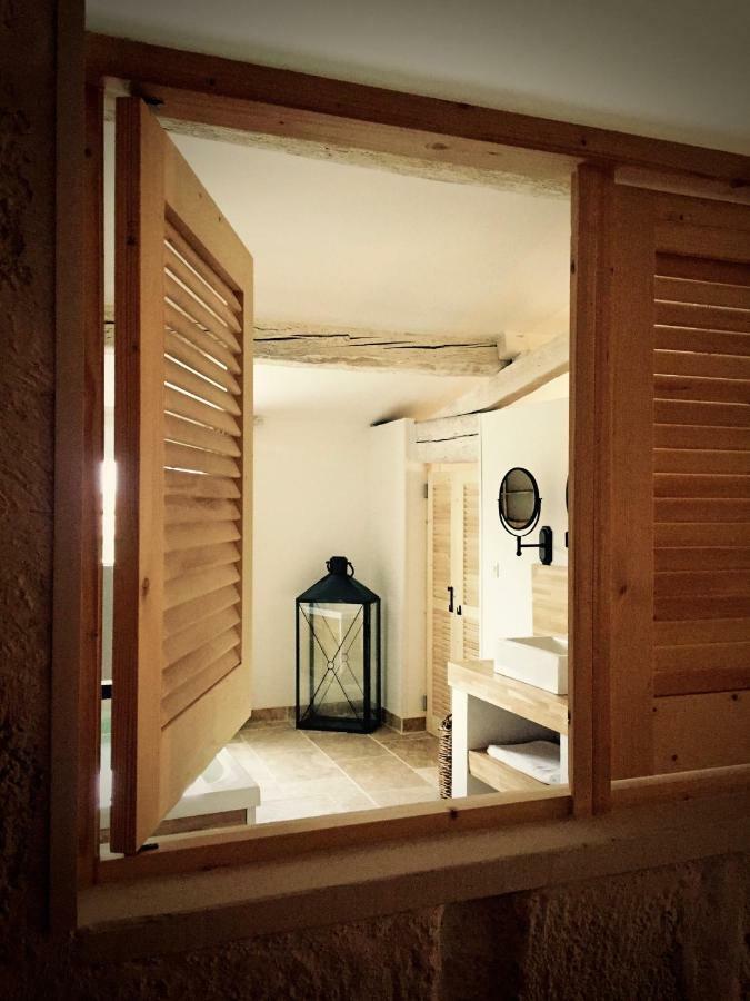 Mas Du Grand Bordes Bed and Breakfast Saint-Laurent-dʼAigouze Zewnętrze zdjęcie